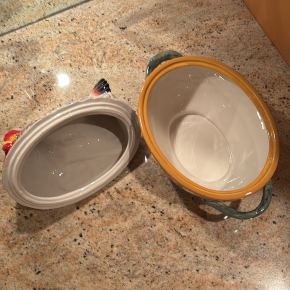 Fitz and Floyd Classics Ricamo Covered Vegetable Dish - Picture 11 of 16